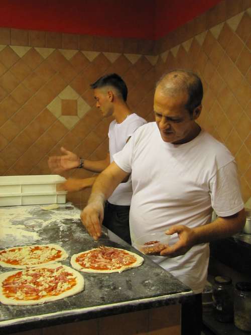 Ital Enrico Gallo v Pizzerii Zanzi!!!