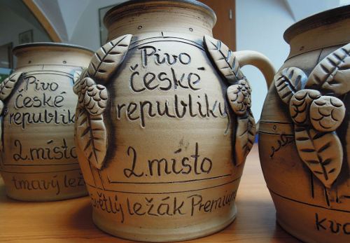 BERNARD jede, ve výstavu i v soutěžích BERNARD jede, ve výstavu i v soutěžích