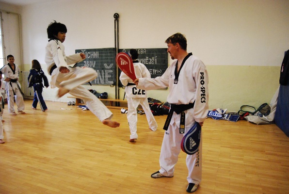 08_TKD6_02.jpg