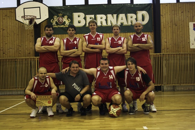 Hubasketvit.jpg