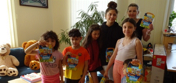 Děti i zaměstnance Dětského domova v Humpolci potěší velikonoční nadílka z Kauflandu