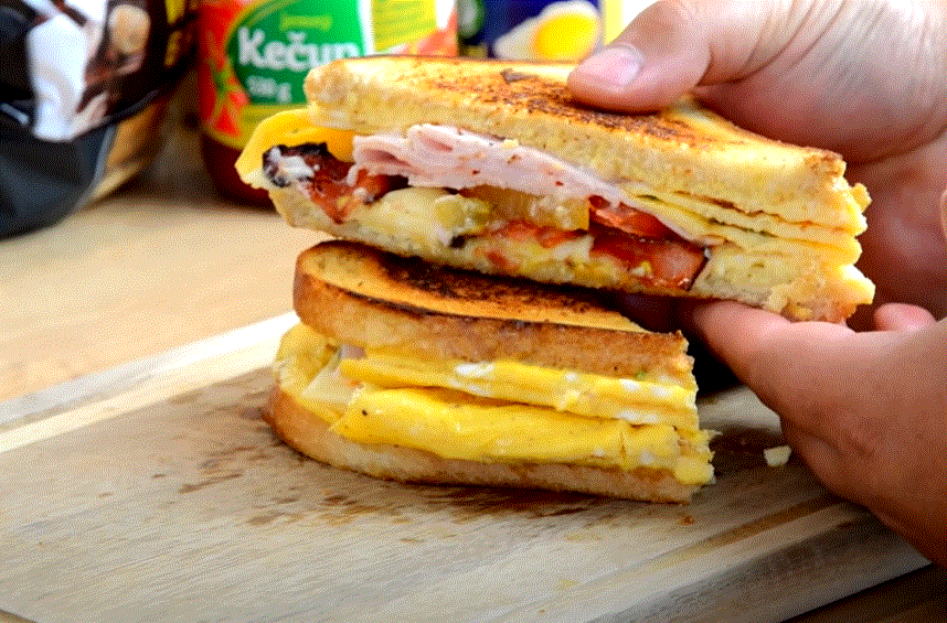 Skvělá vajíčková snídaně – šťavnaté a křupavé netradiční sendviče