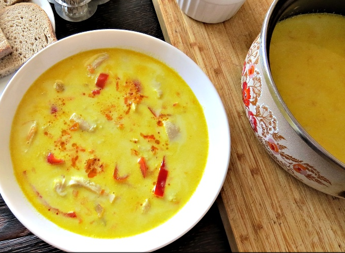 Ciorba de burta (rumunská dršťková polévka)