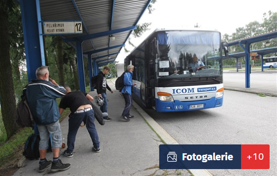 Autobusové nádraží v Humpolci (na snímku z roku 2017) už cestujícím dávno neslouží. V příštím roce by na tomto místě mělo vyrůst nákupní centrum.