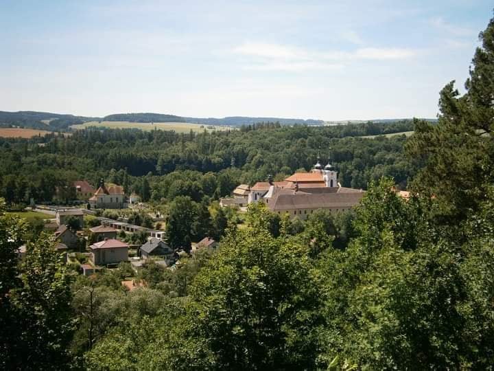 Santiniho dotyk