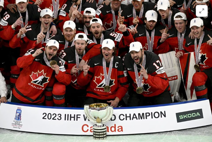 Hokejové zlato opět míří do Kanady!