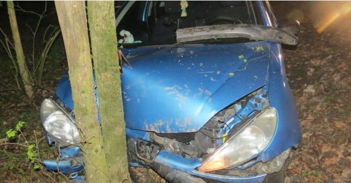 Opilý řidič havaroval u Kletečné na Pelhřimovsku, skončil na záchytce a přišel o řidičský průkaz
