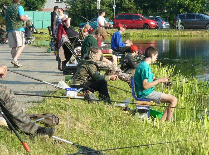 Rybářské závody o 100 kilové prase + dětské rybářské závody, jednotlivců i družstev