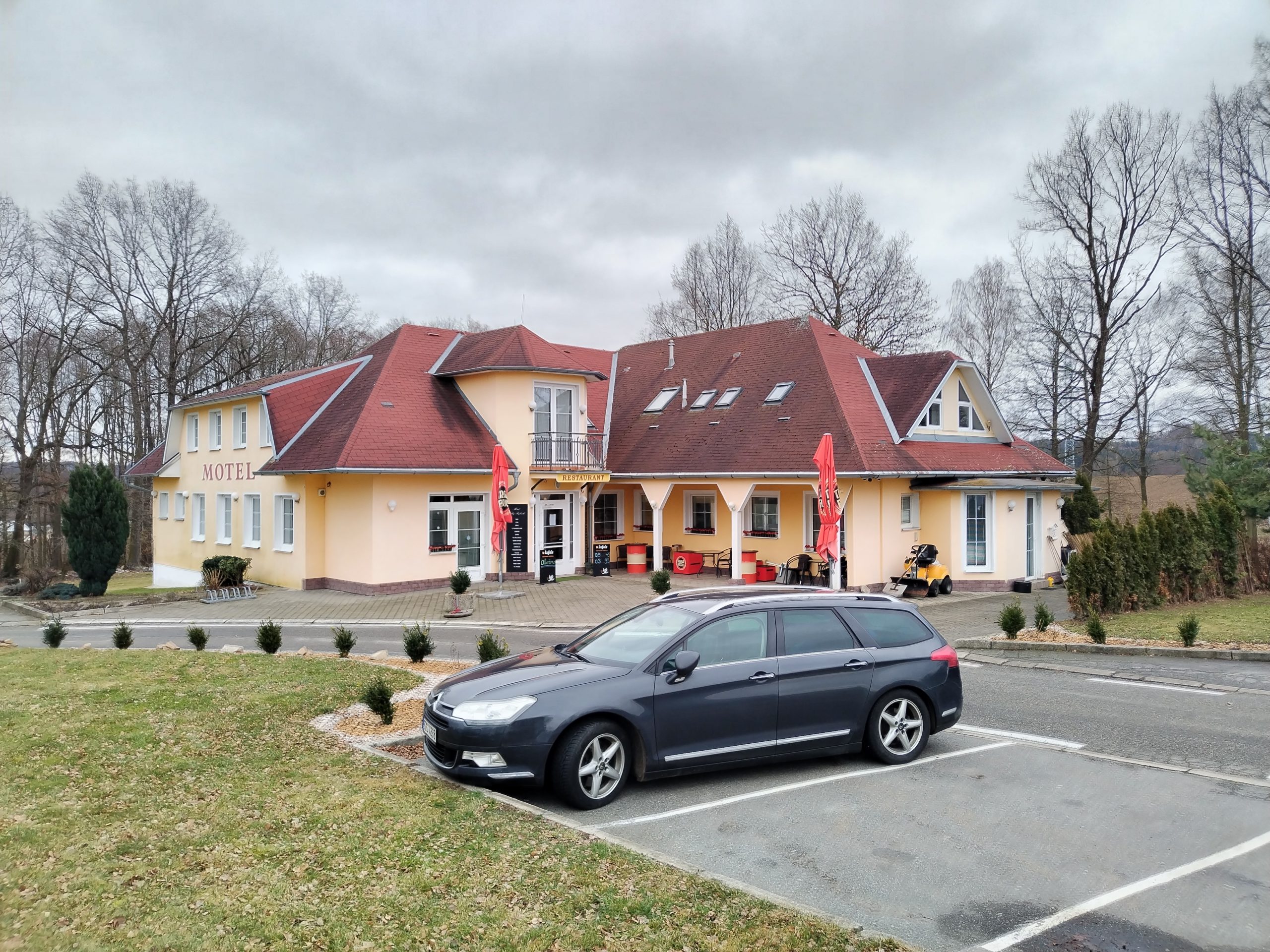 Zlíňaci testují – Motel Velký Rybník  – restaurace