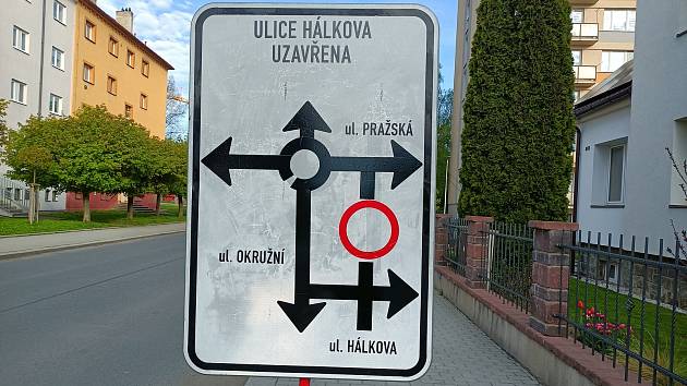 Řidiči zbystřete. Nová uzavírka v Humpolci zkomplikuje nakupování