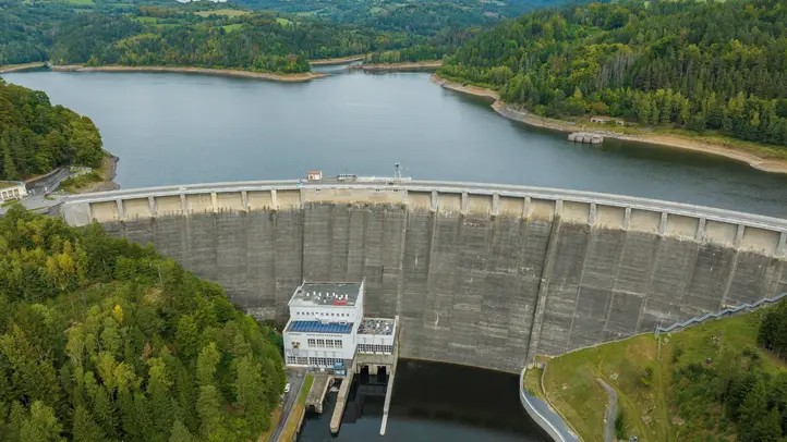 Přehrada, ferraty i historie: Proč je Vír nejlepším cílem Vysočiny?