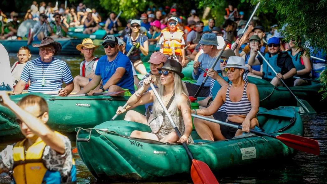 Konec romantiky na vodě. České řeky se změnily v plovoucí lunapark