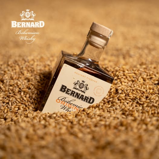 Pivovar Bernard si připomíná 35 let od vydražení. K výročí uvádí vlastní whisky